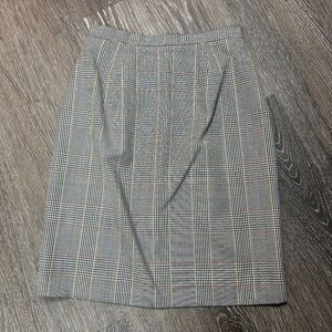 J. Crew Vintage 100% Wool Green Tan Cream Plaid Pencil Skirt Size 4 EUC
